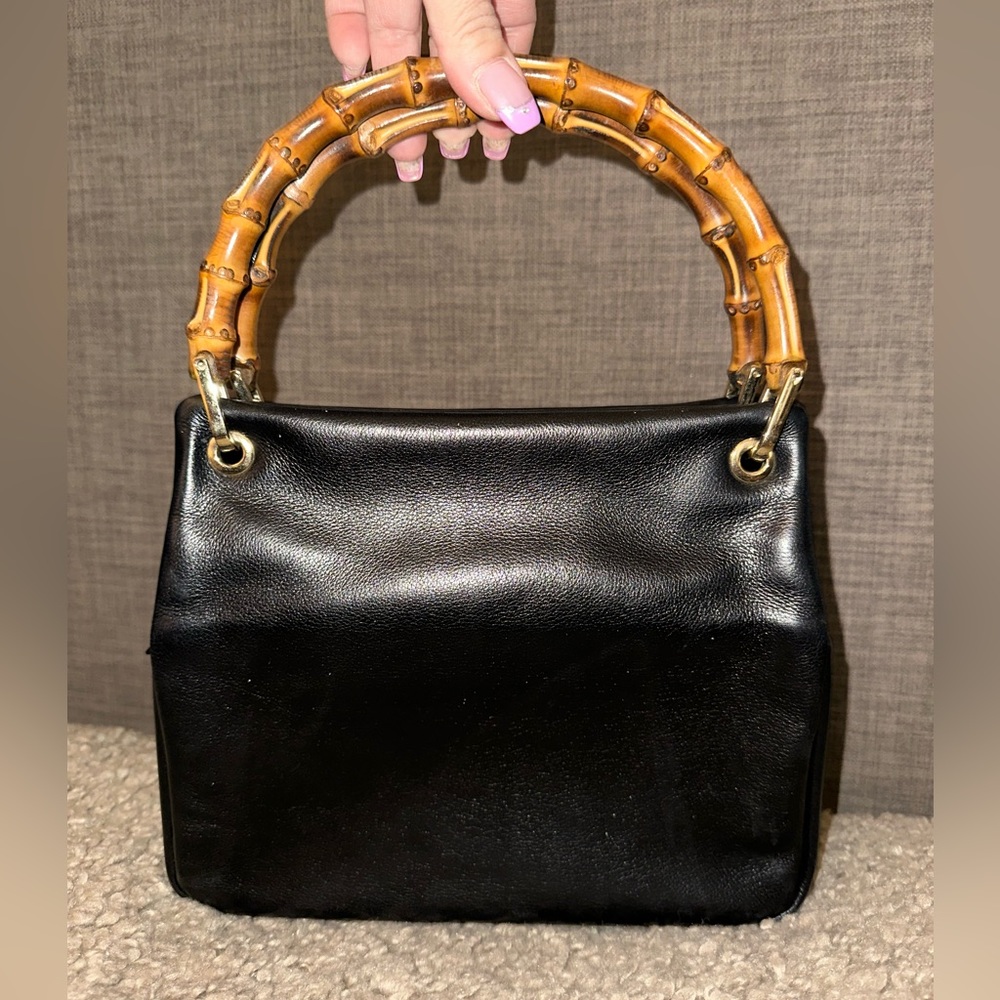 GUCCI 🤎 VINTAGE!  Bamboo Leather Handbag
